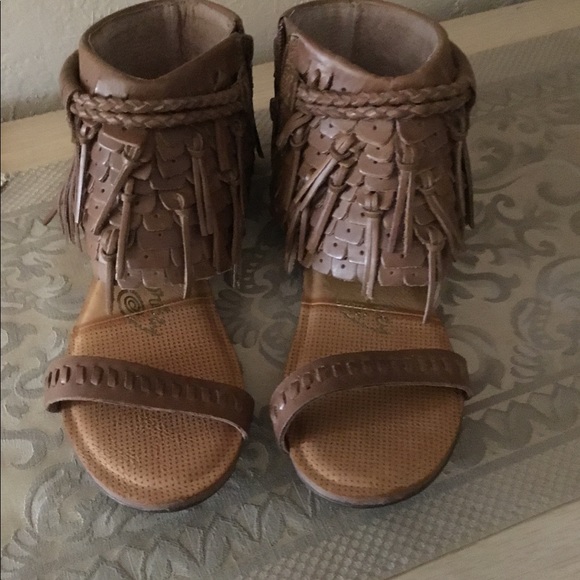 naughty monkey Shoes - Naughty monkey leather sandals sz. 8 $28